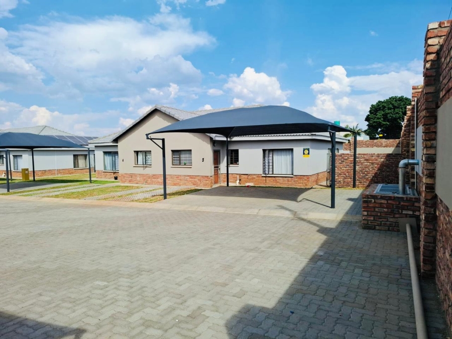3 Bedroom Property for Sale in Waterval East North West